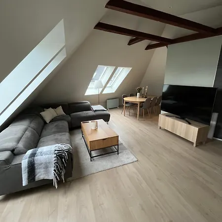 Apartman Floor In With Stunning View