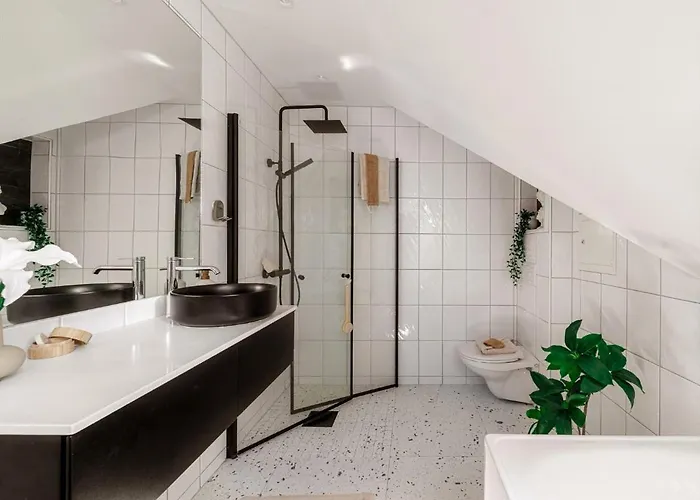 Floor In With Stunning View